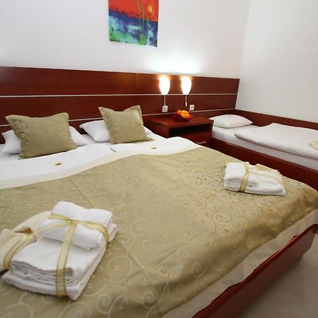 Guesthouse Villa Inn Subotica Eksteriør billede