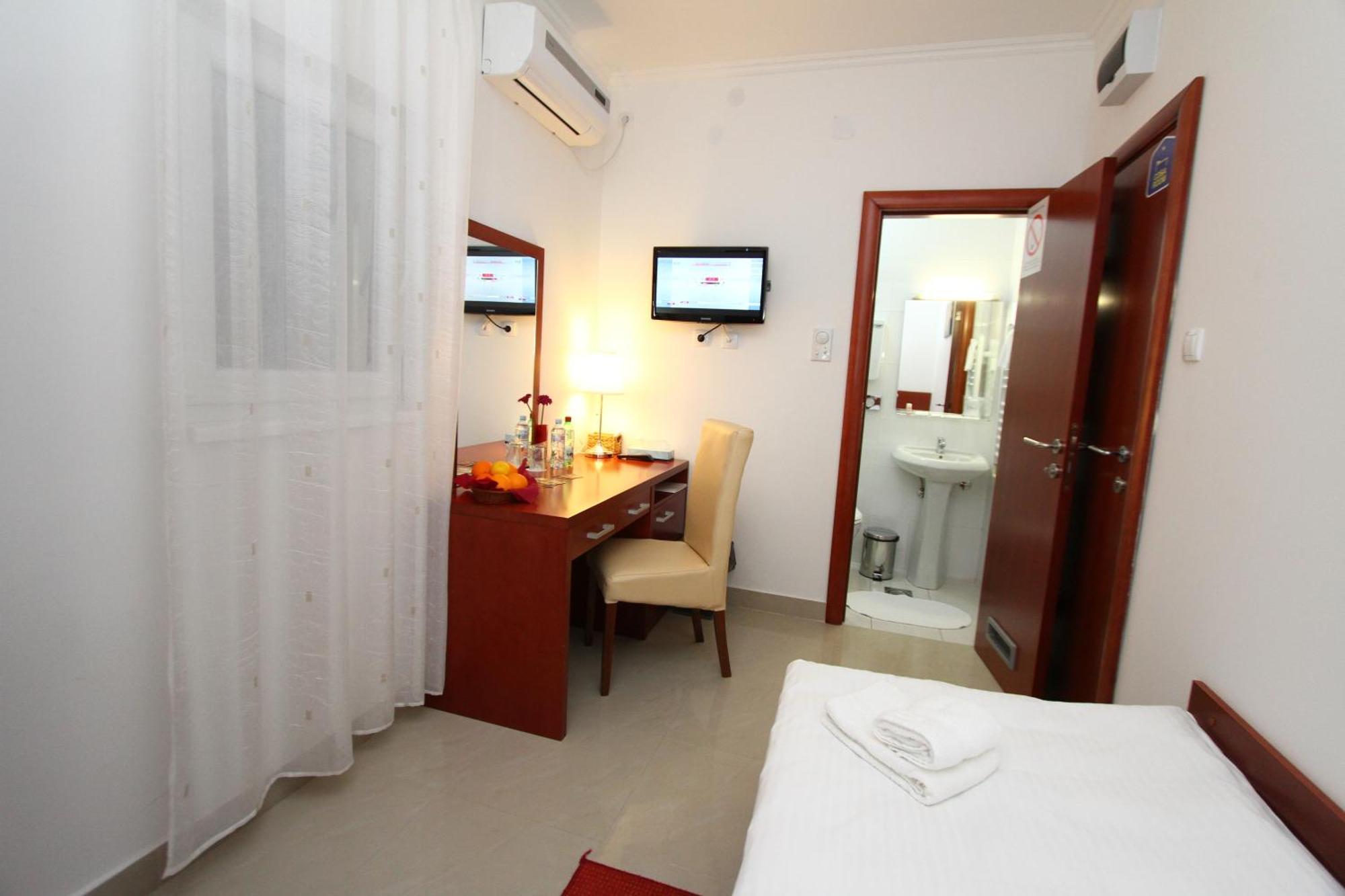 Guesthouse Villa Inn Subotica Eksteriør billede