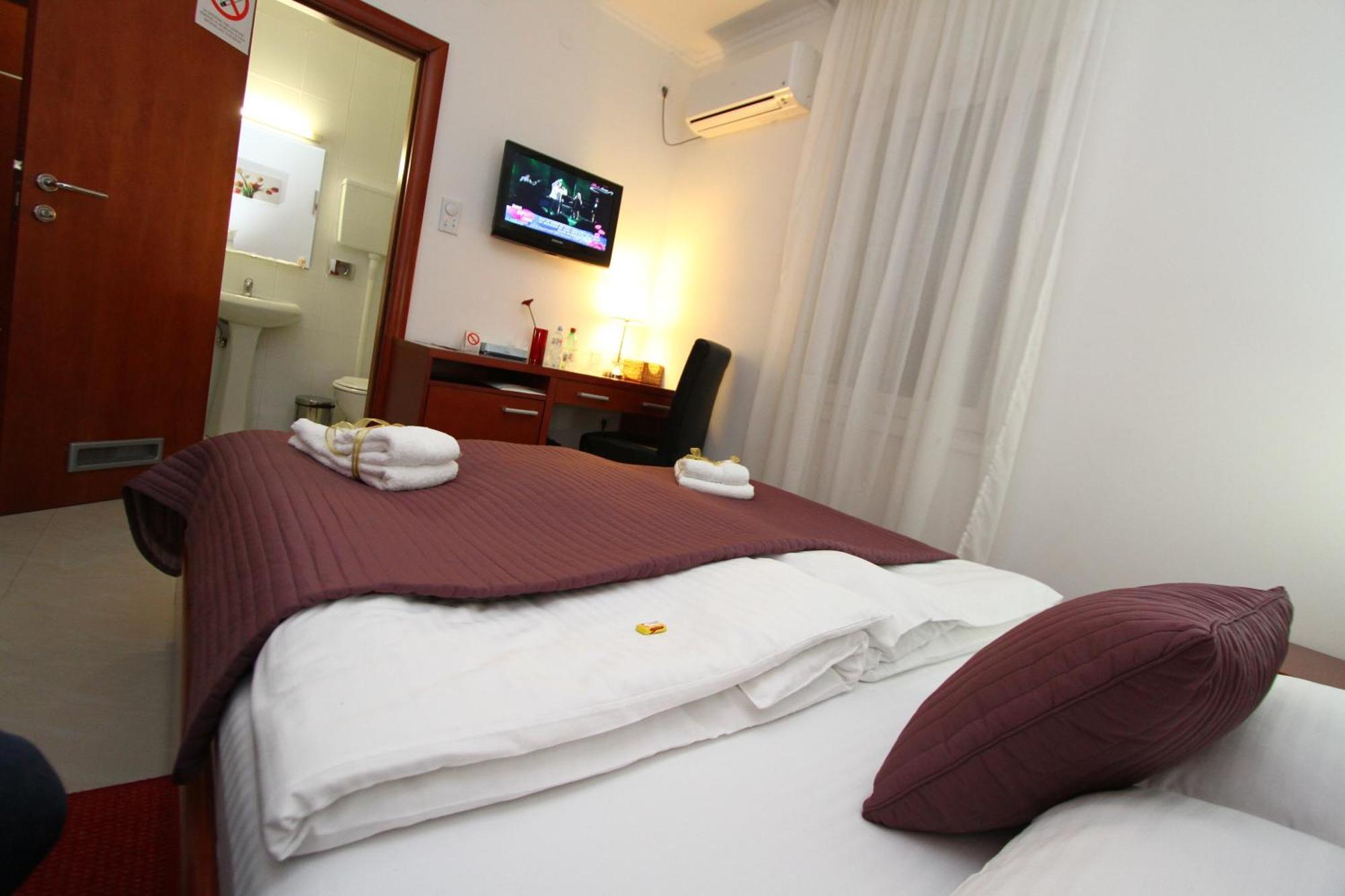 Guesthouse Villa Inn Subotica Eksteriør billede