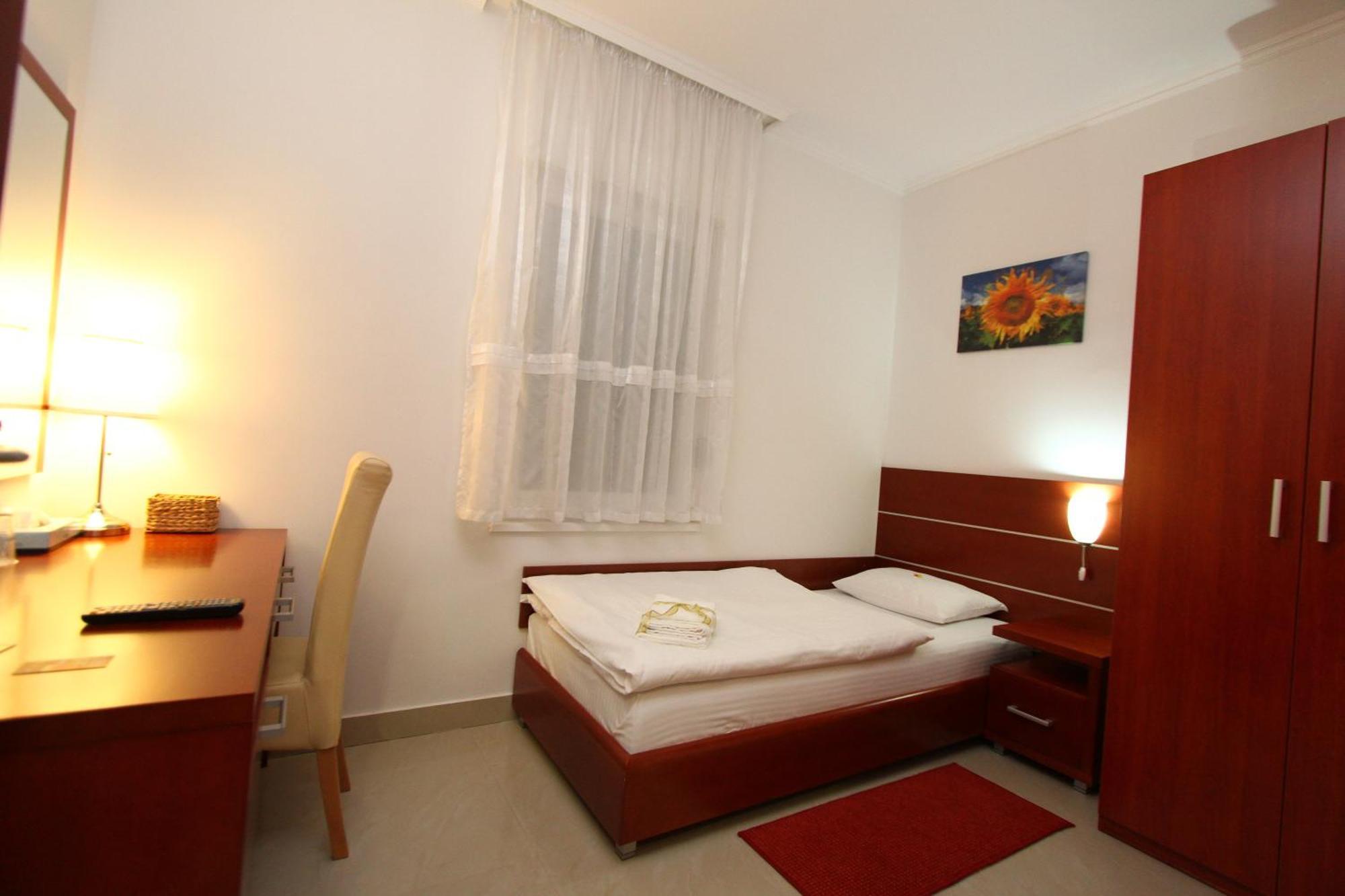 Guesthouse Villa Inn Subotica Eksteriør billede