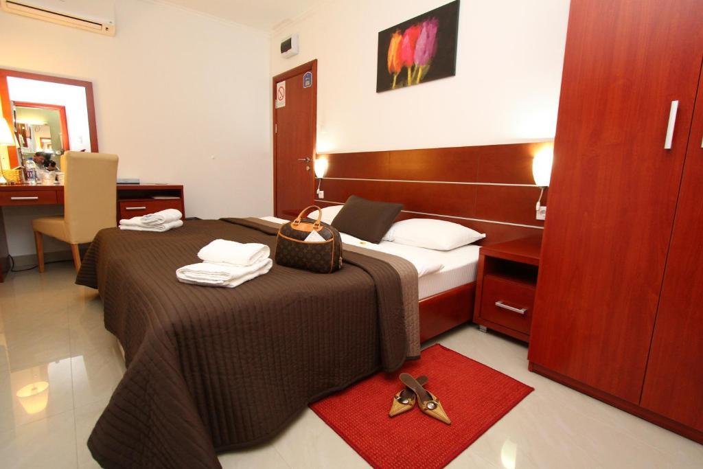 Guesthouse Villa Inn Subotica Værelse billede